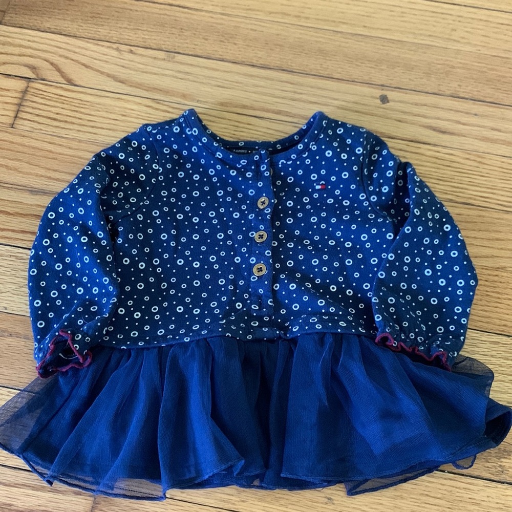 Tommy Hilfiger adorable shirt with frilled bottom, size 12 months